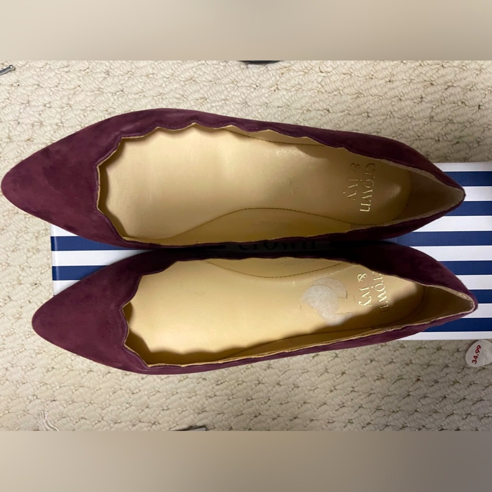 Crown and Ivy women’s shoes size 6